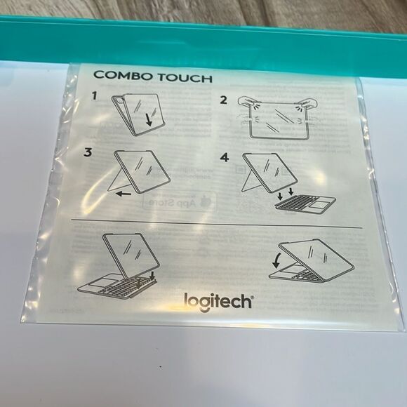 New in box Logitech Combo Touch keyboard folio for iPad Pro 12.9 inch - Picture 10 of 11